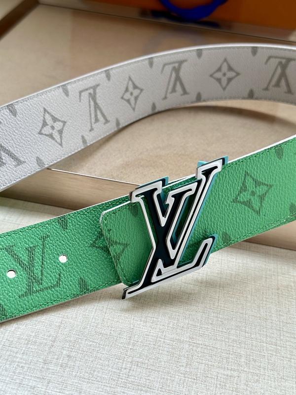 激安ルイヴィトンベルト背面デザイン